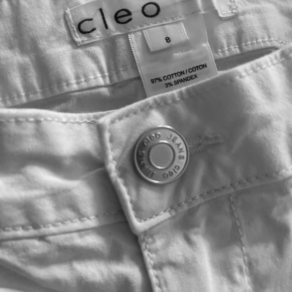 Cleo: Jeans Capri Style - Picture 4 of 7